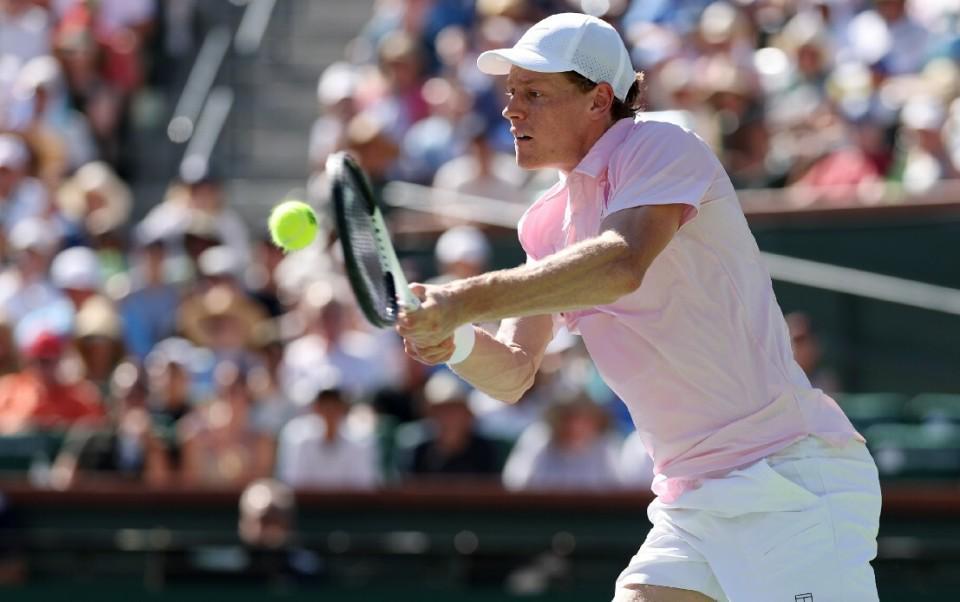 开云网页版-双抢七险胜！辛纳迎大师赛百胜里程碑，豪夺巡回赛第25冠